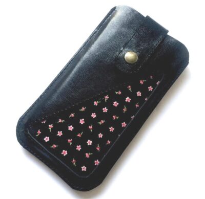 Handytasche Leder schwarz mit japanischem Stoff rosa Blüten